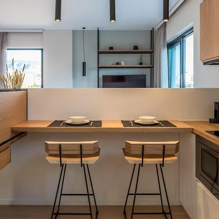 Hub Suites, Luxury Living In Athens-3